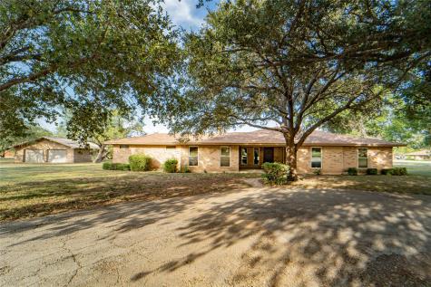 2 London Lane Breckenridge TX 76424