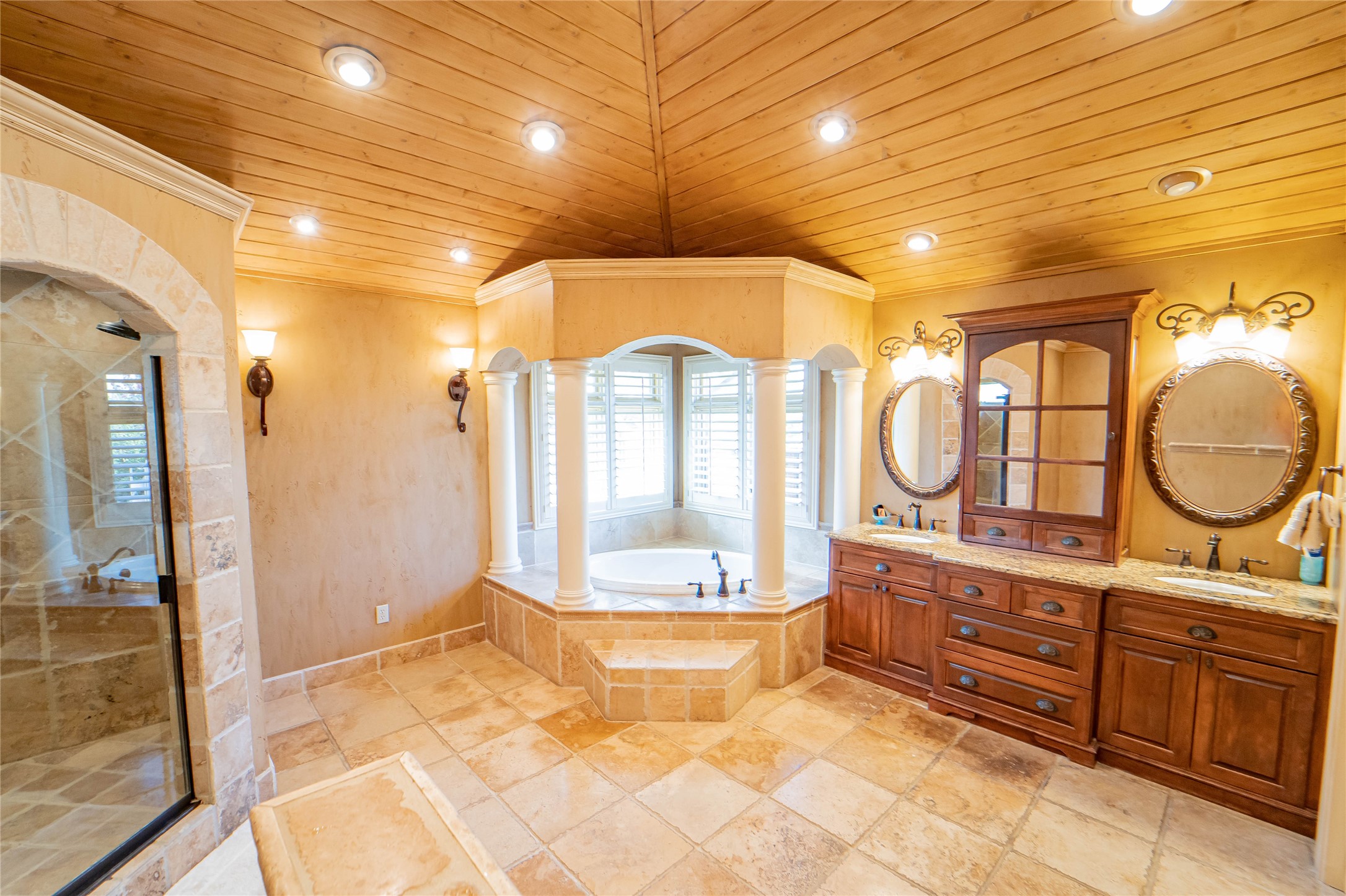 2 London Lane Breckenridge TX 76424