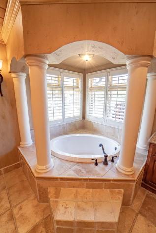2 London Lane Breckenridge TX 76424