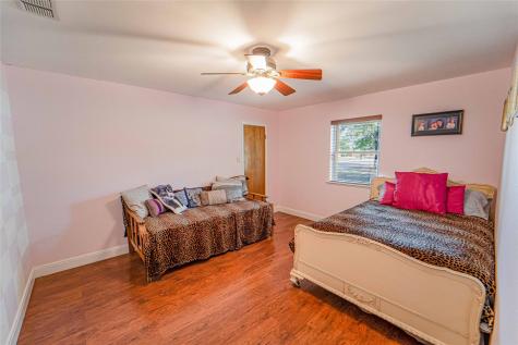 2 London Lane Breckenridge TX 76424