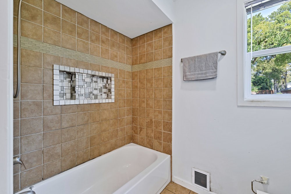 312 W Rio Grande Street Garland TX 75041