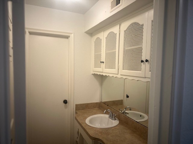 7152 Indian Ridge Trail Dallas TX 75232