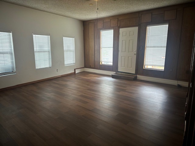 7152 Indian Ridge Trail Dallas TX 75232