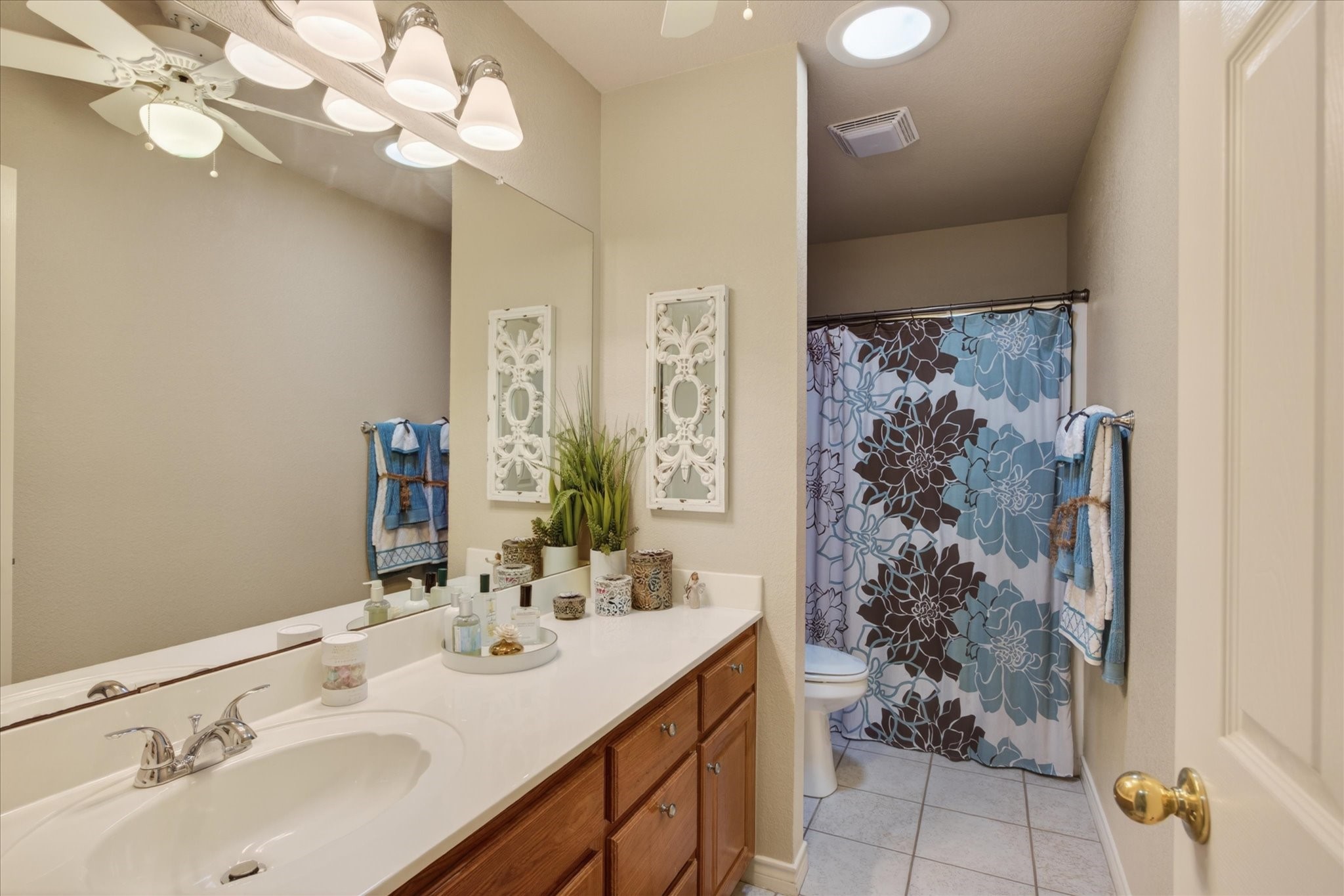 1405 5th Street Granbury TX 76048