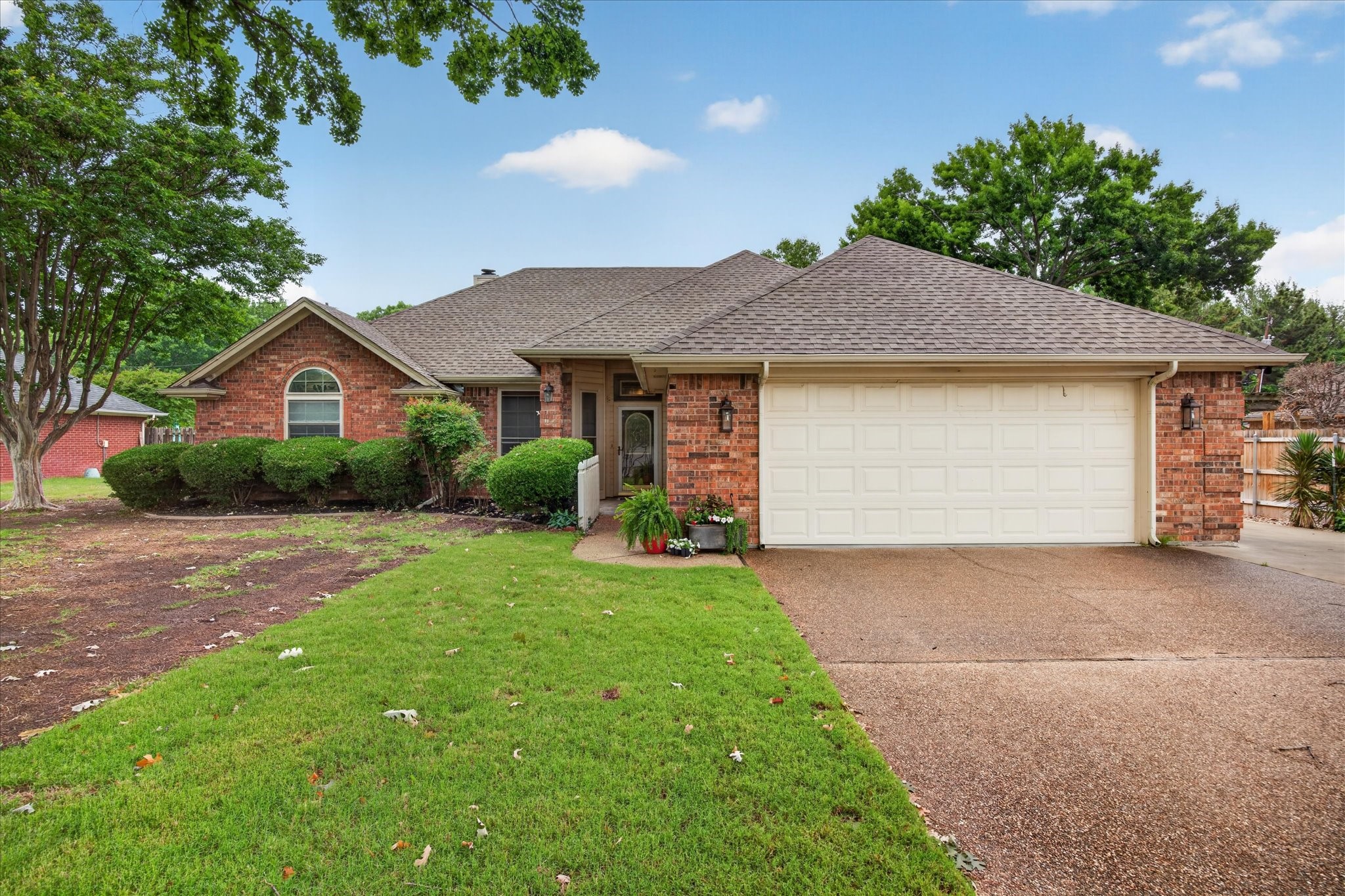 1405 5th Street Granbury TX 76048