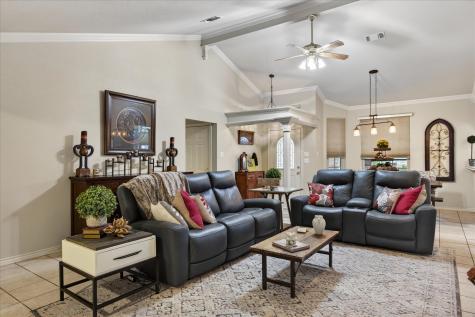 1405 5th Street Granbury TX 76048