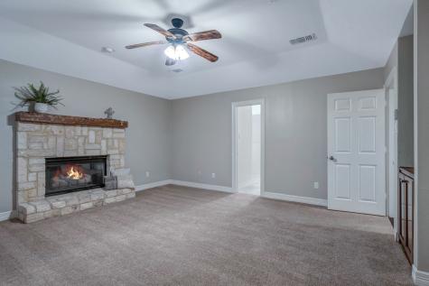 1810 Longbranch Road Waxahachie TX 76065