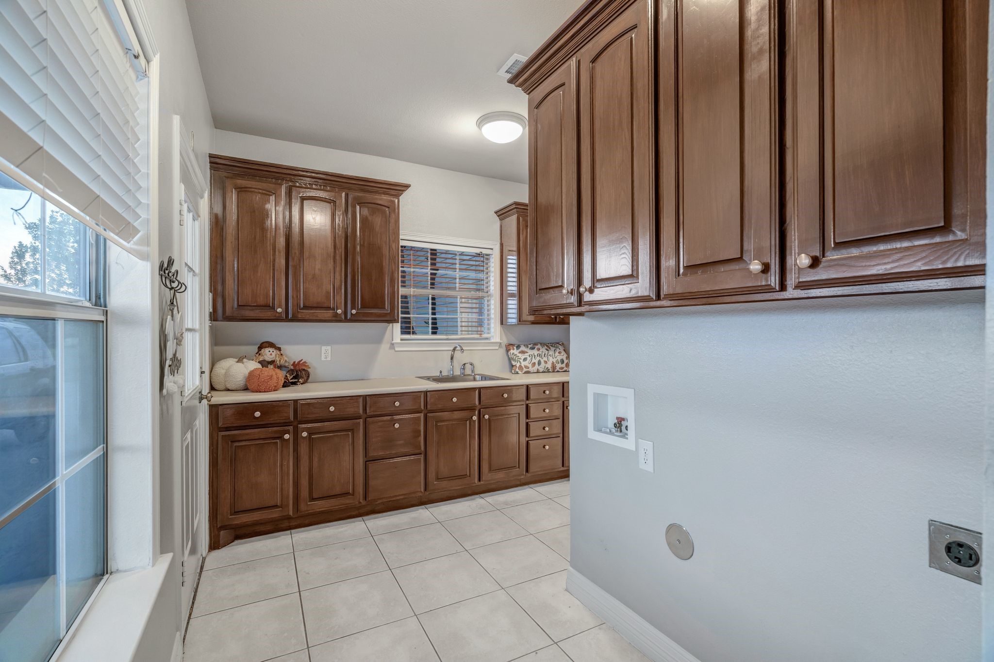 1810 Longbranch Road Waxahachie TX 76065