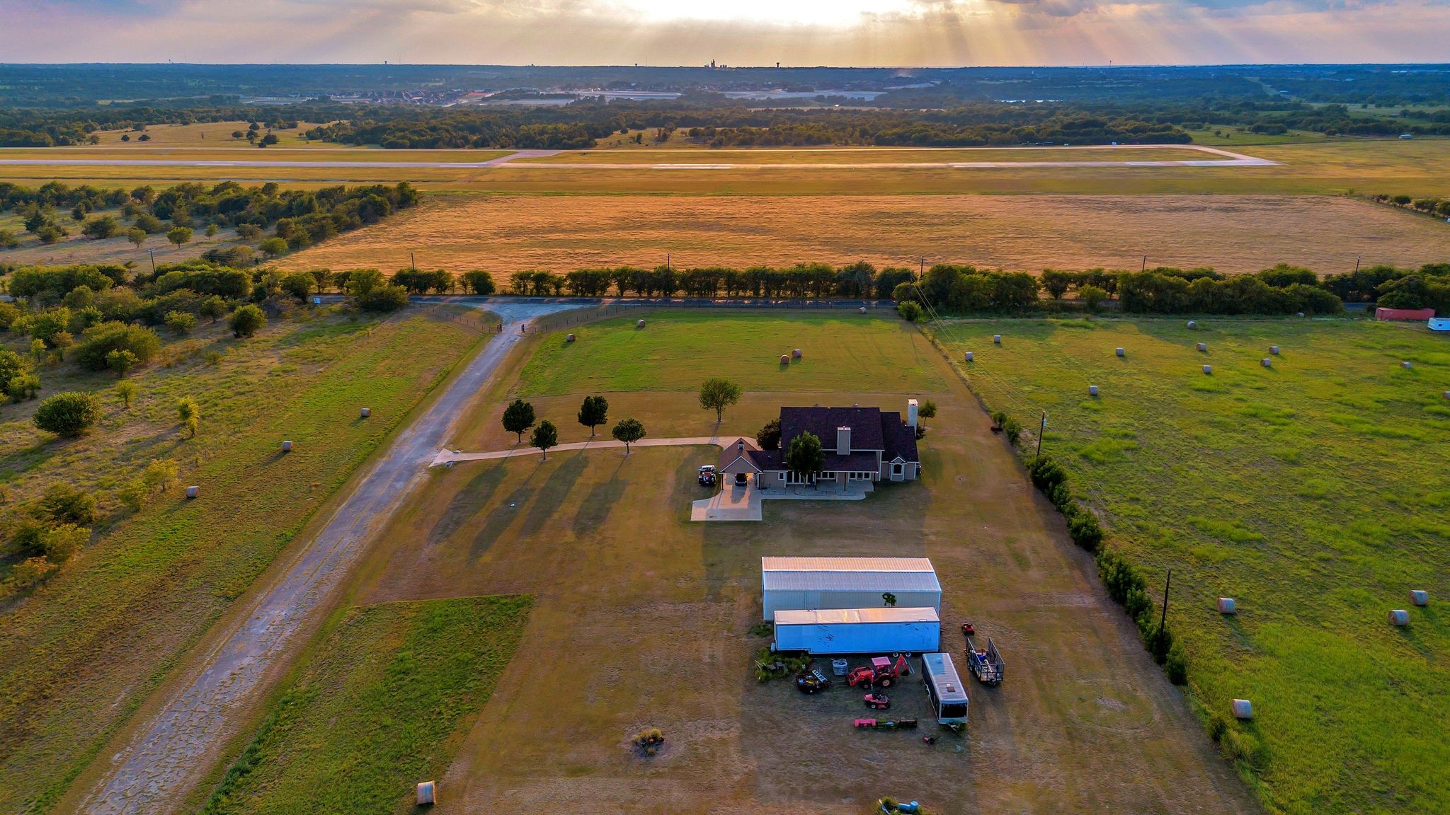 1810 Longbranch Road Waxahachie TX 76065