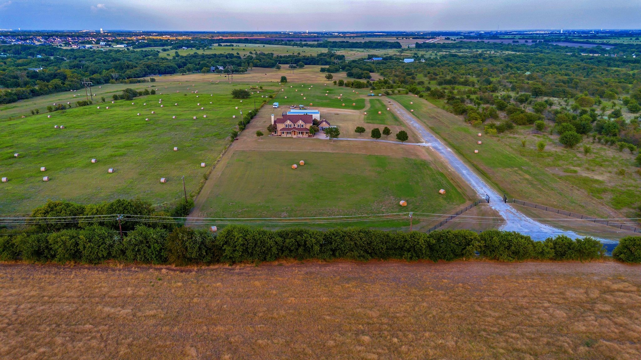 1810 Longbranch Road Waxahachie TX 76065