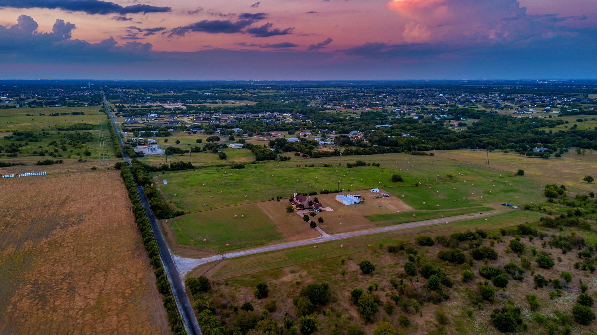 1810 Longbranch Road Waxahachie TX 76065