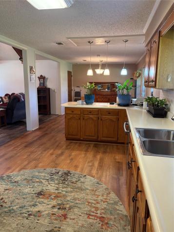 605 32nd Street NE Paris TX 75460