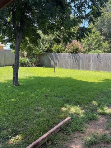 605 32nd Street NE Paris TX 75460