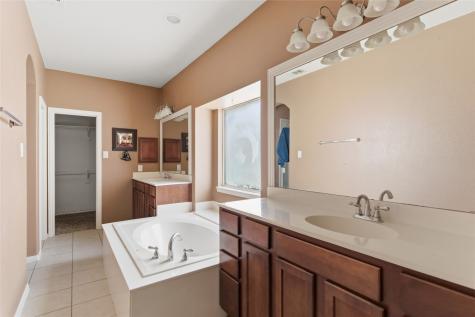 1728 Mercer Way Savannah TX 76227