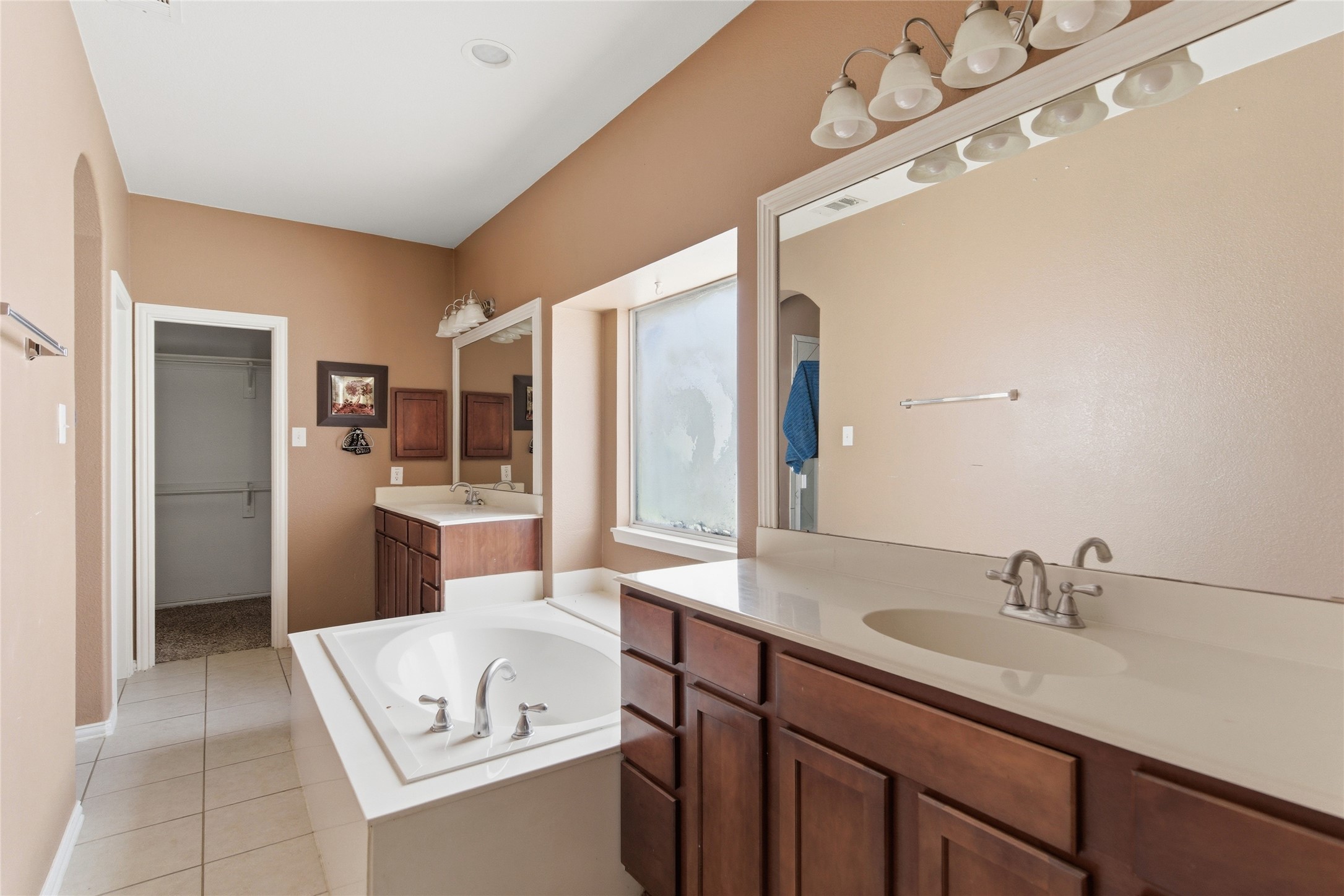 1728 Mercer Way Savannah TX 76227
