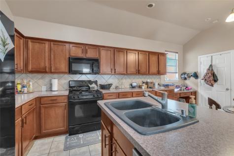 1728 Mercer Way Savannah TX 76227
