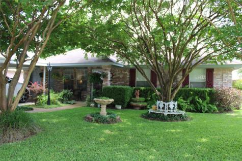 202 Fox Run Crandall TX 75114