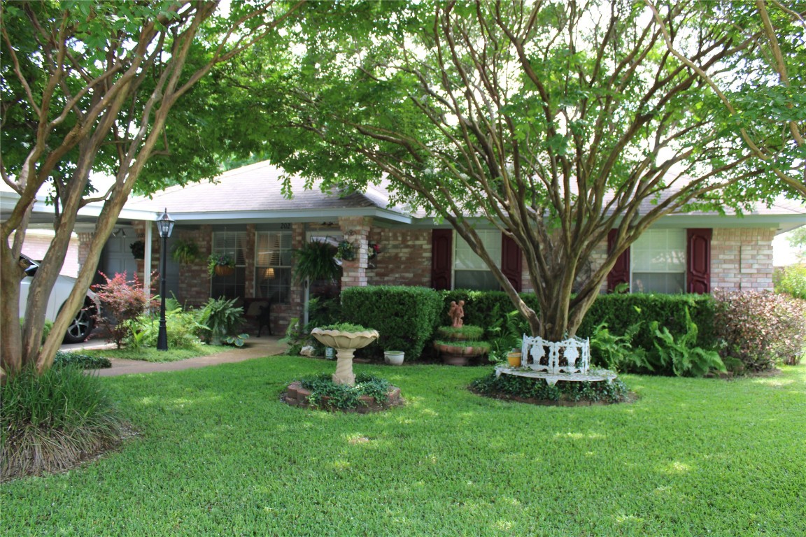 202 Fox Run Crandall TX 75114
