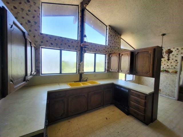 306 Wade Street Olney TX 76374