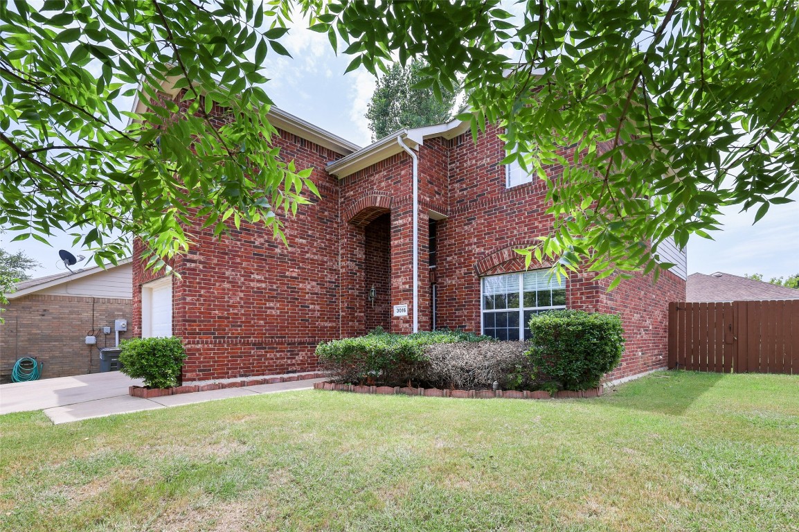 3016 Winding Meadow Trail Princeton TX 75407