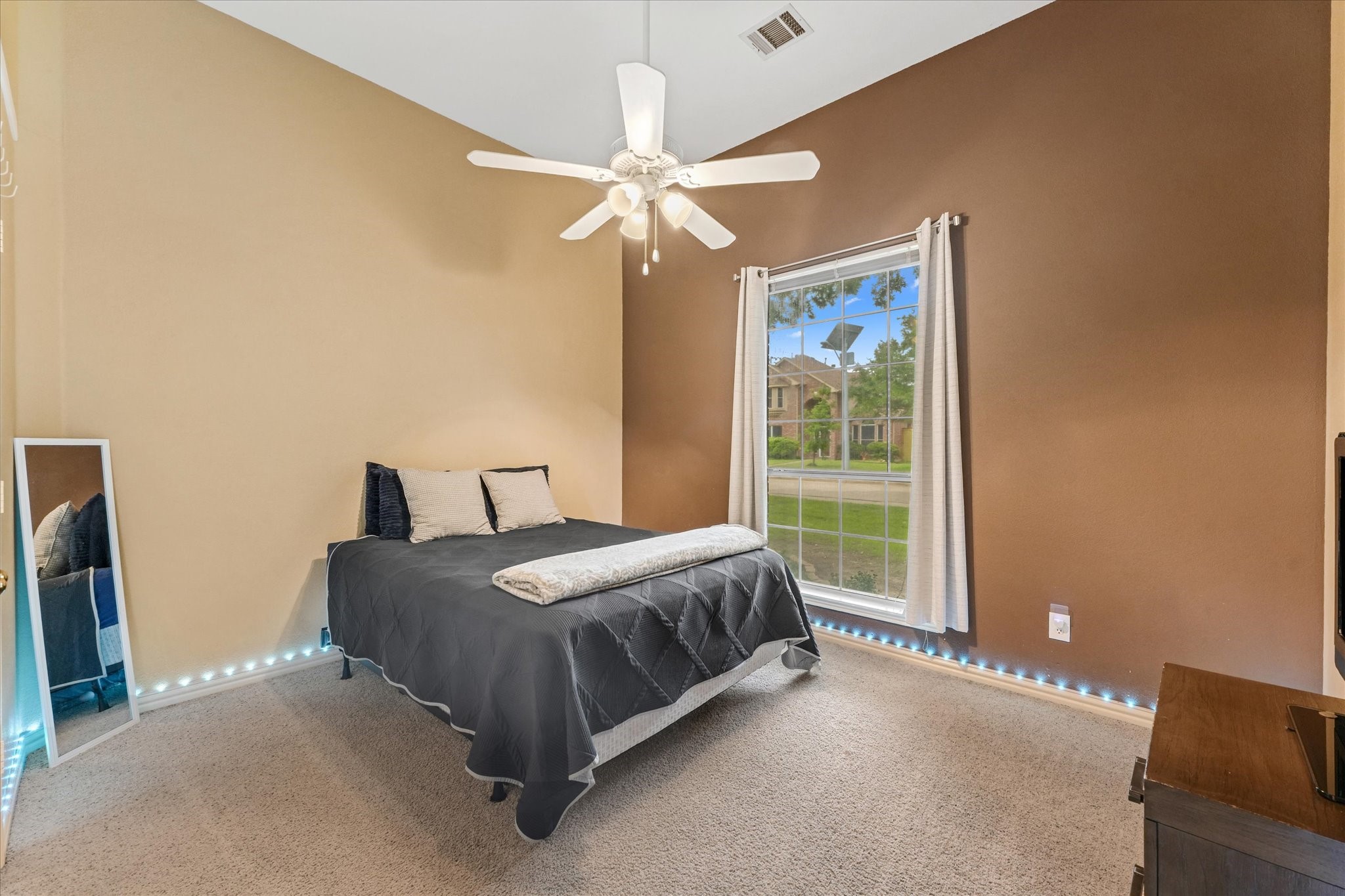 1040 Essex Drive Cedar Hill TX 75104