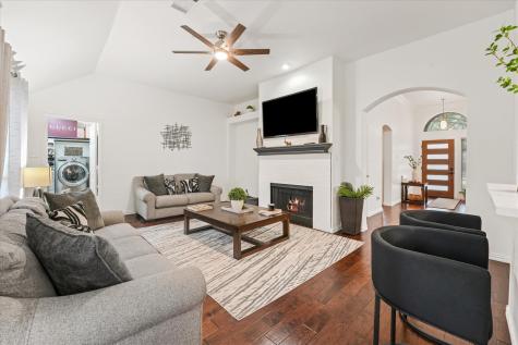 1040 Essex Drive Cedar Hill TX 75104
