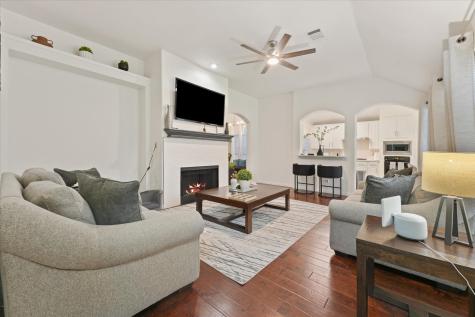 1040 Essex Drive Cedar Hill TX 75104