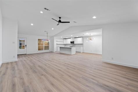 509 Santa Cruz Drive Garland TX 75043