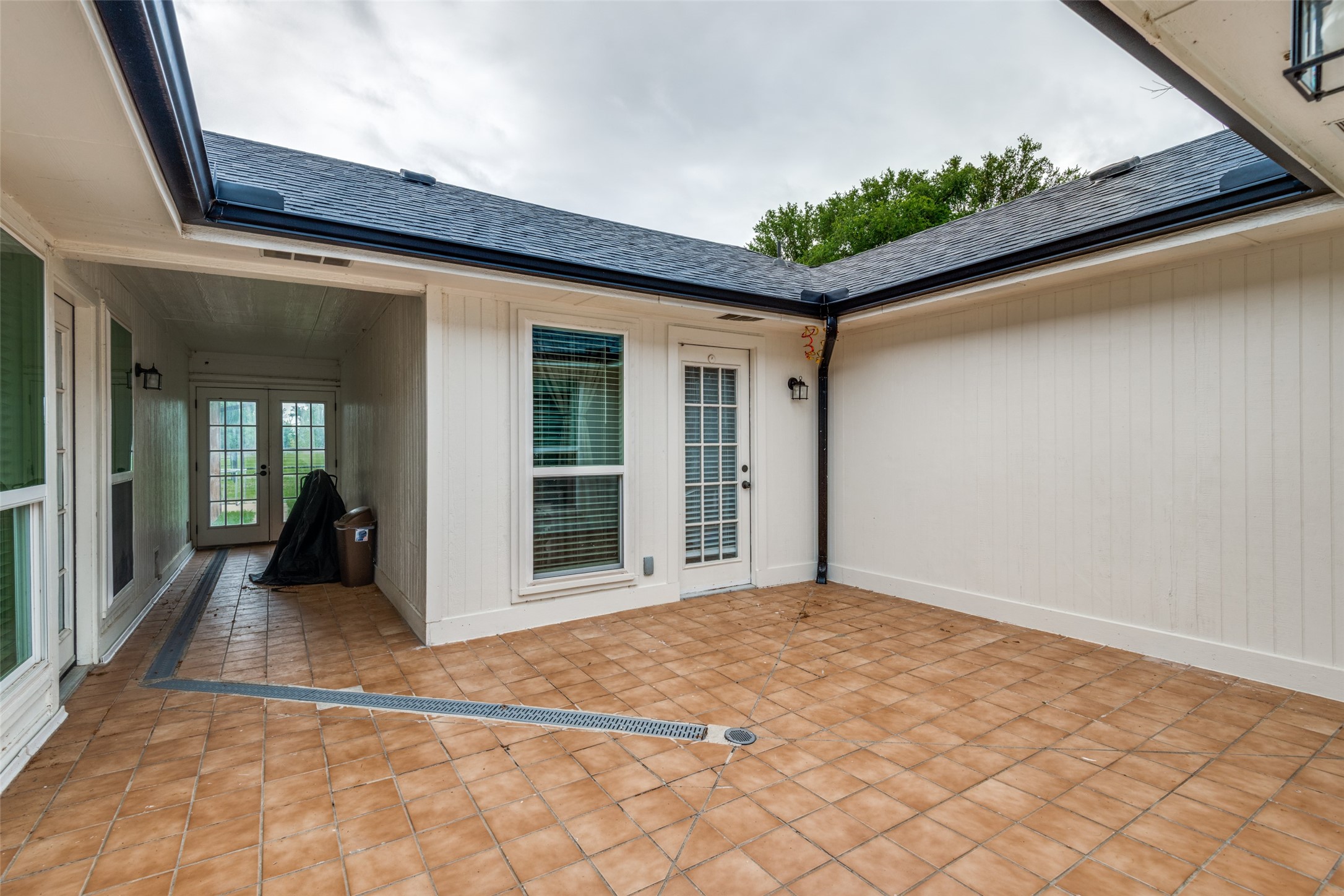 1301 Davis Lane Terrell TX 75160