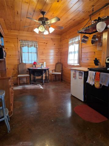 2628 S State Highway 121 Bonham TX 75418