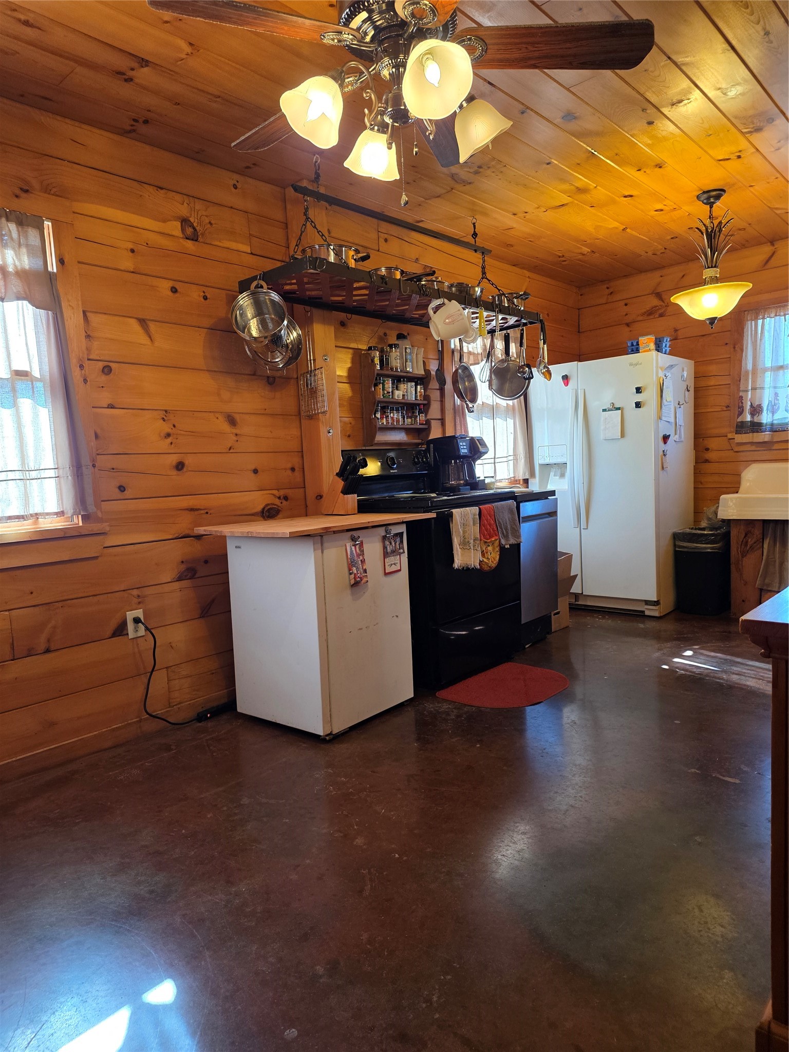 2628 S State Highway 121 Bonham TX 75418
