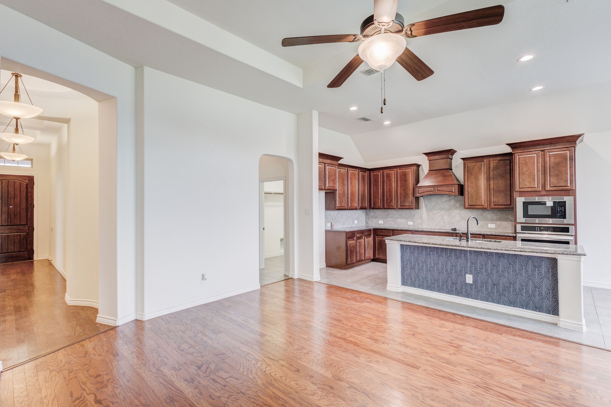 712 Lake Sierra Way Little Elm TX 75068