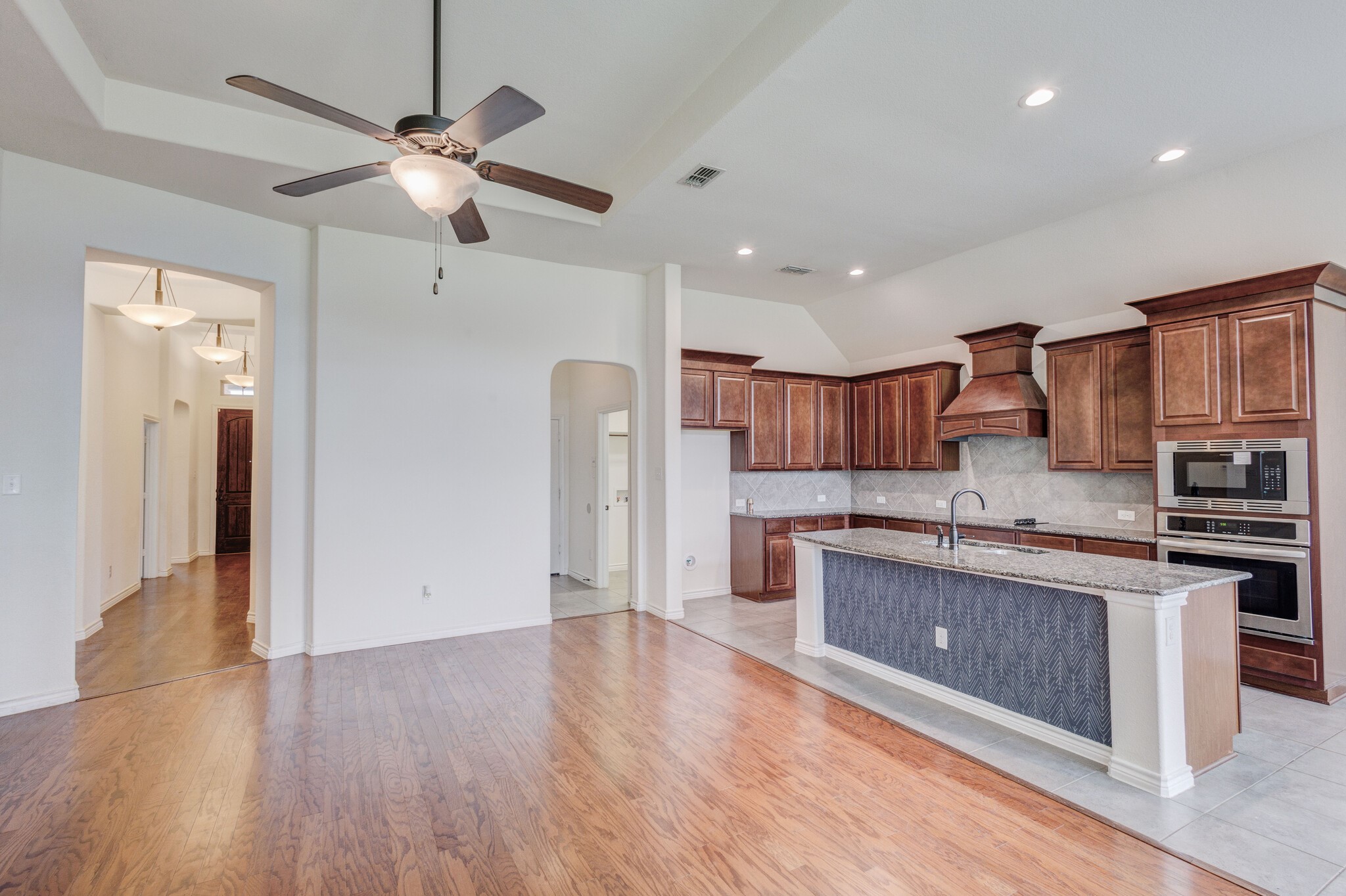 712 Lake Sierra Way Little Elm TX 75068