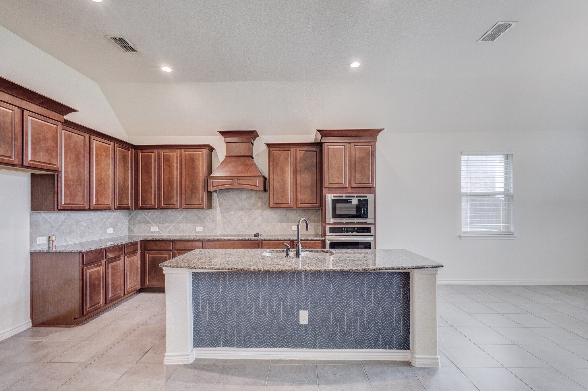 712 Lake Sierra Way Little Elm TX 75068