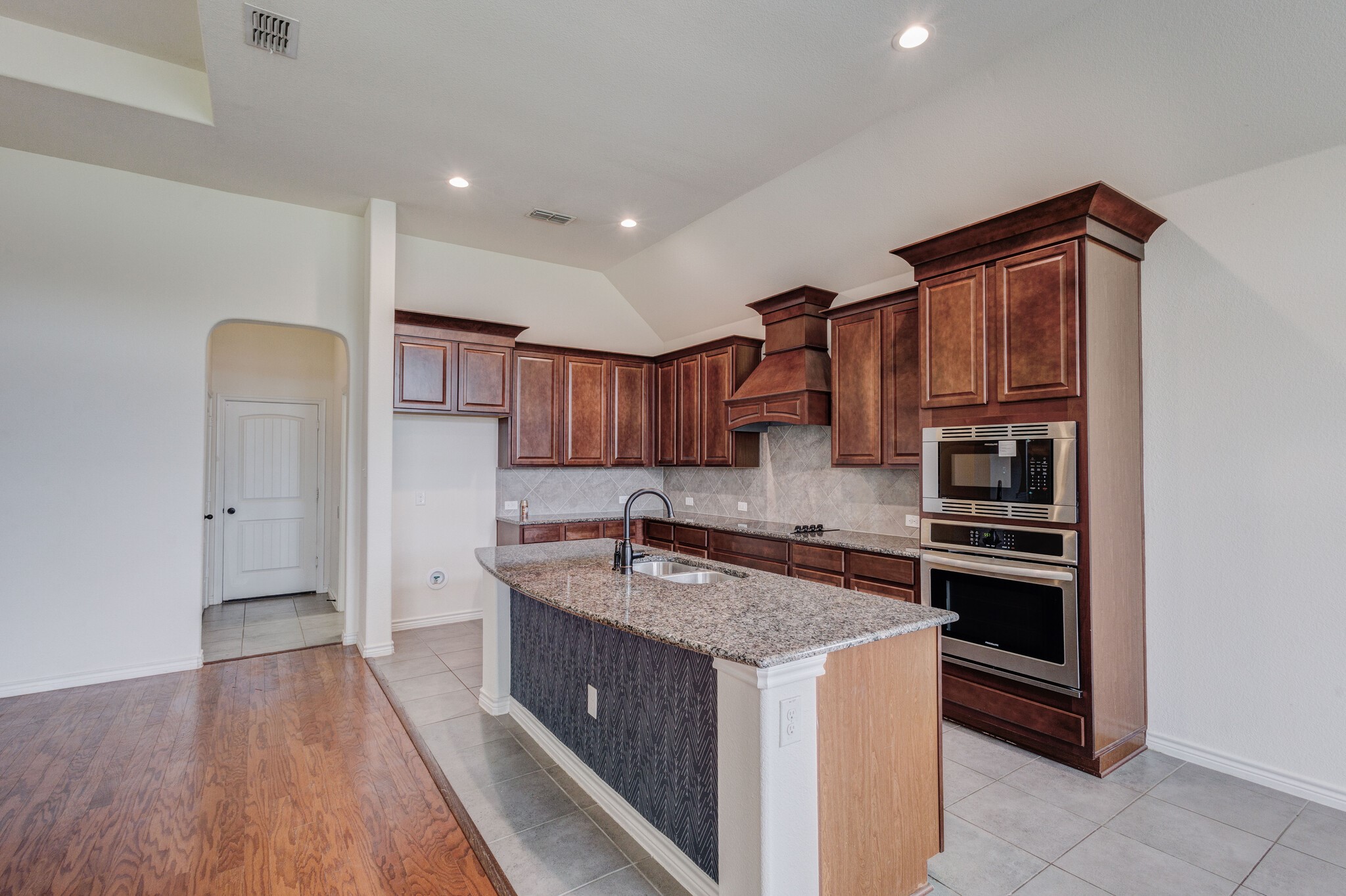 712 Lake Sierra Way Little Elm TX 75068