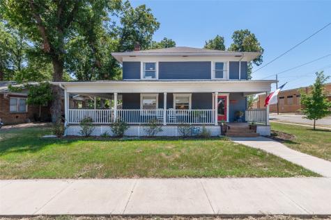 227 Featherston Street Cleburne TX 76033