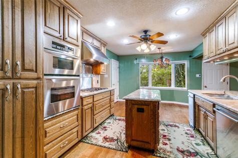 1309 Driftwood Drive Euless TX 76040