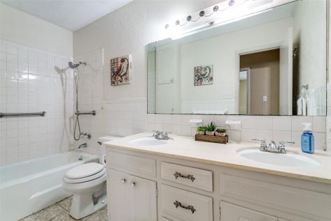 1309 Driftwood Drive Euless TX 76040