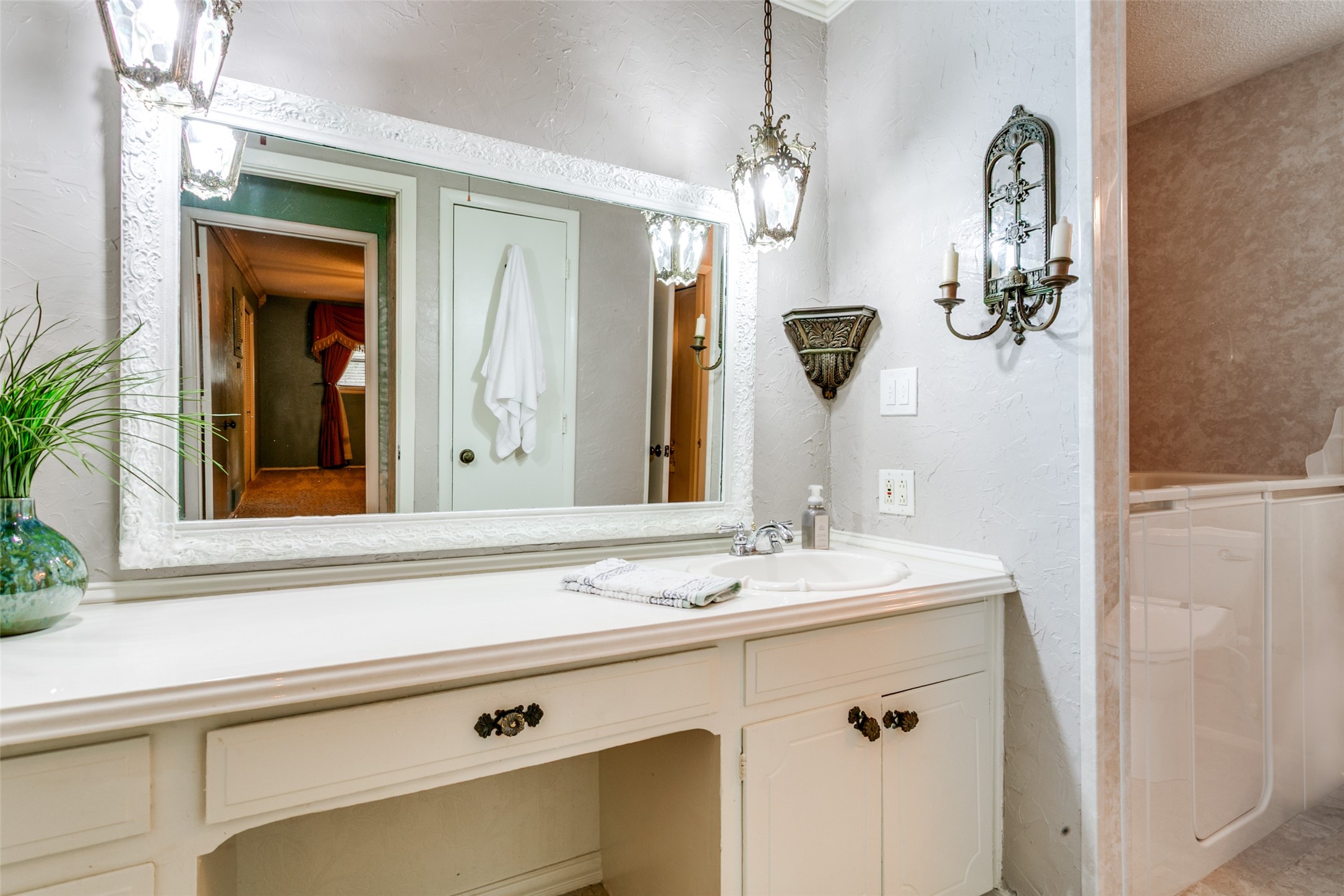 1309 Driftwood Drive Euless TX 76040