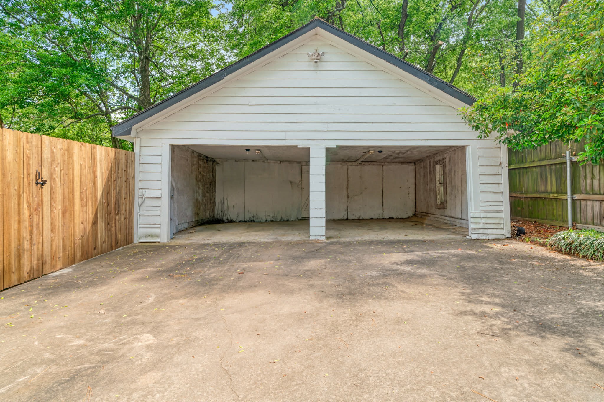 2240 Hubbard Paris TX 75460