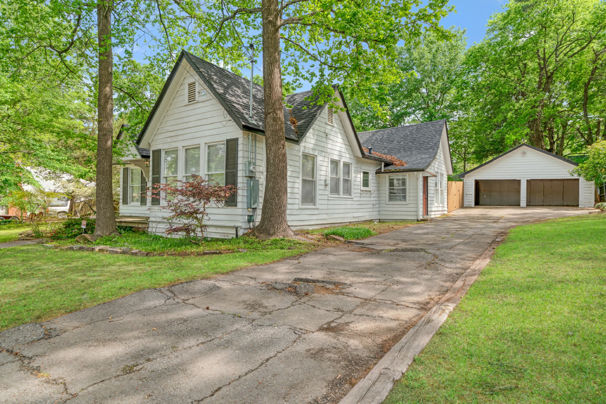 2240 Hubbard Paris TX 75460
