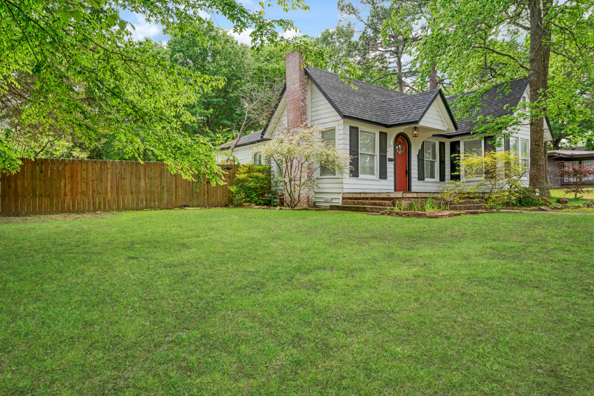 2240 Hubbard Paris TX 75460