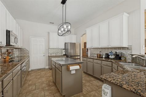 2501 Great Bear Lane Denton TX 76210