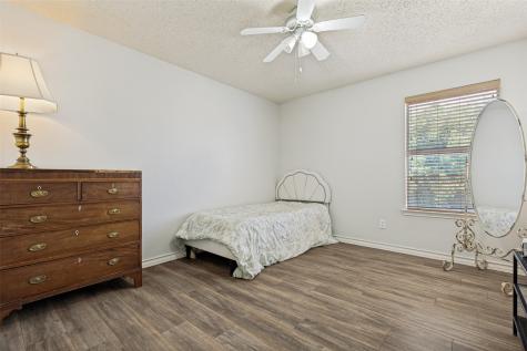2501 Great Bear Lane Denton TX 76210