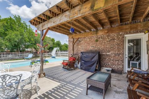 2501 Great Bear Lane Denton TX 76210