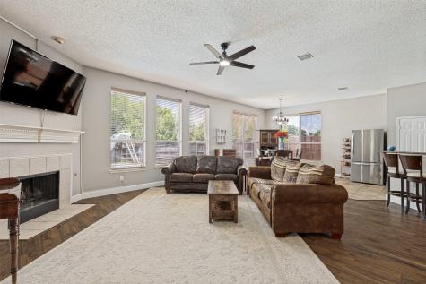 2501 Great Bear Lane Denton TX 76210