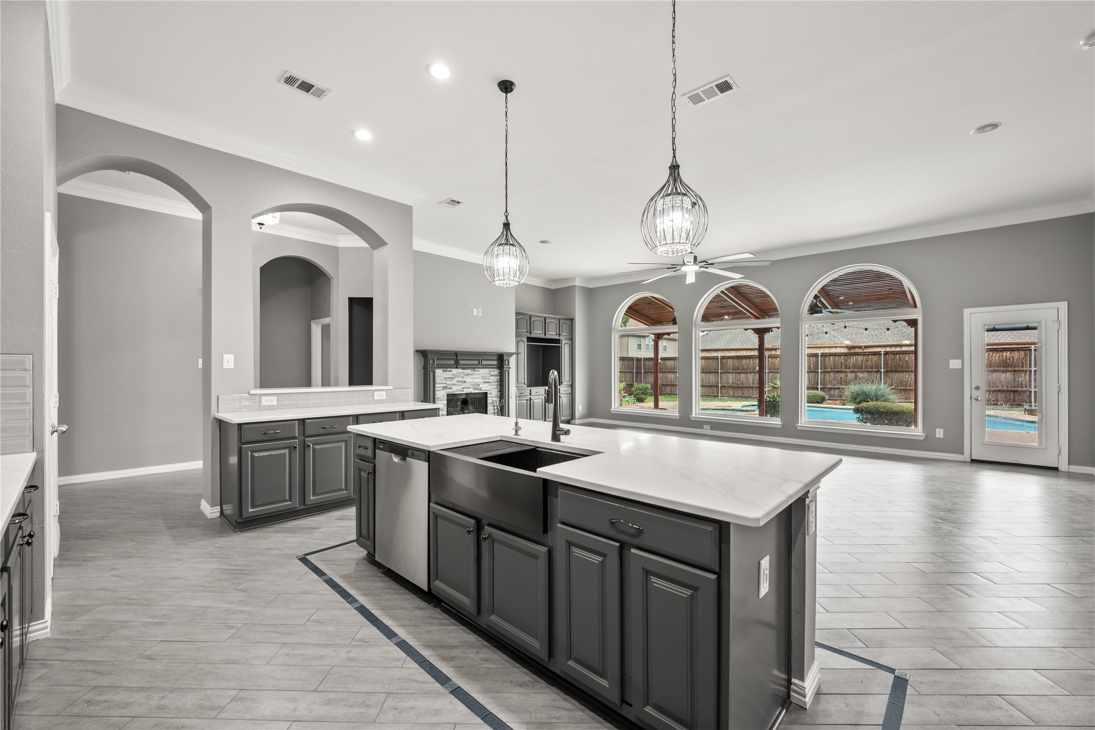 608 Walnut Hollow Drive Mansfield TX 76063