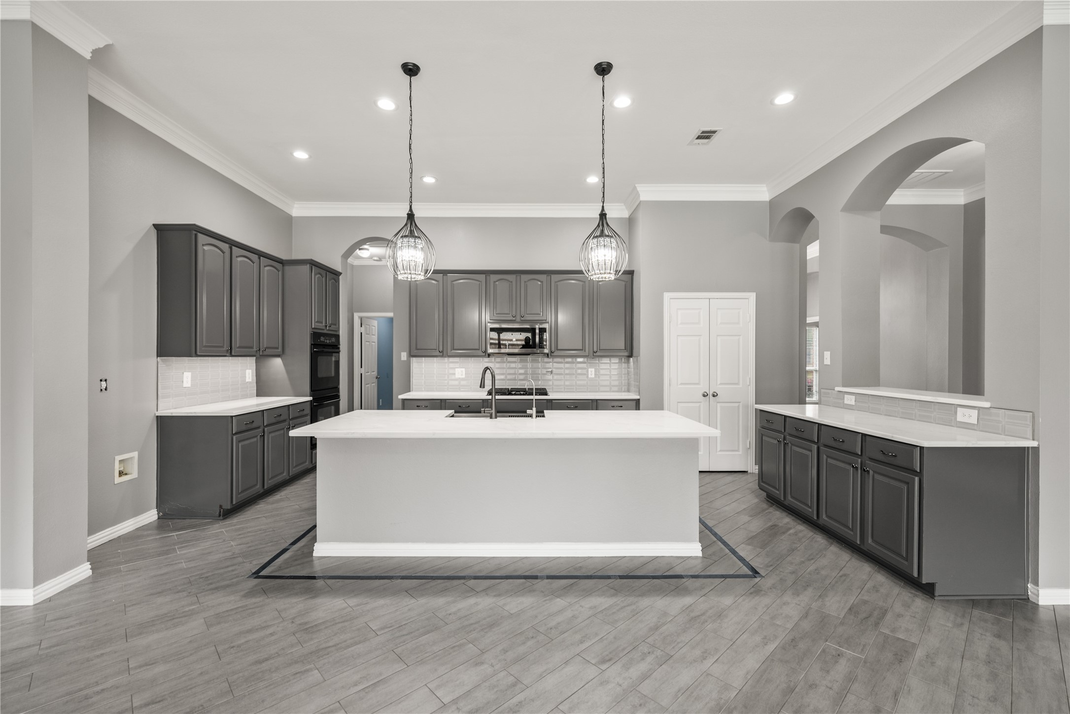 608 Walnut Hollow Drive Mansfield TX 76063