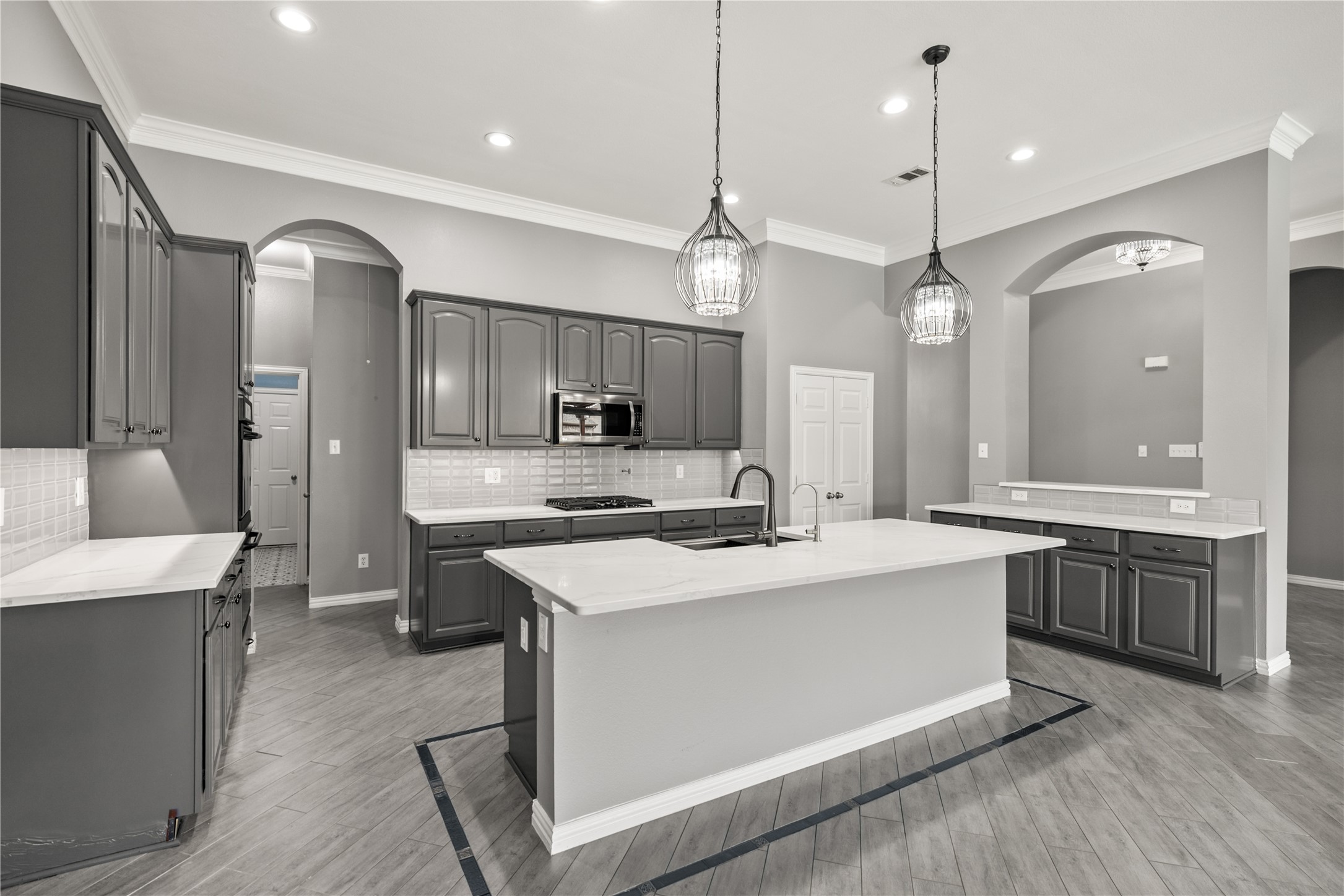 608 Walnut Hollow Drive Mansfield TX 76063