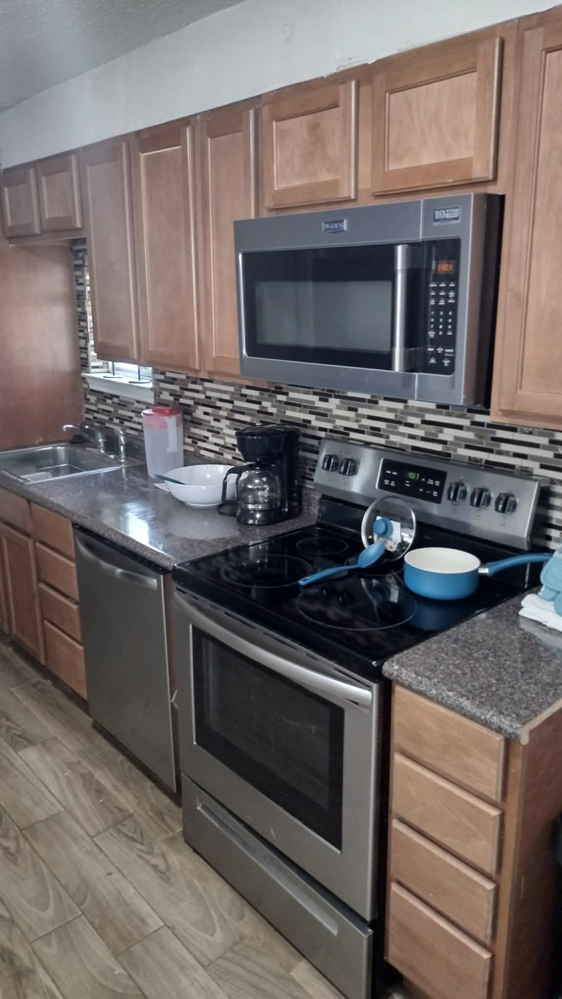 304 Ridgewood Drive Tool TX 75143